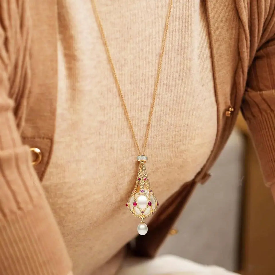 Victoria Necklace | 24k Gold Plated