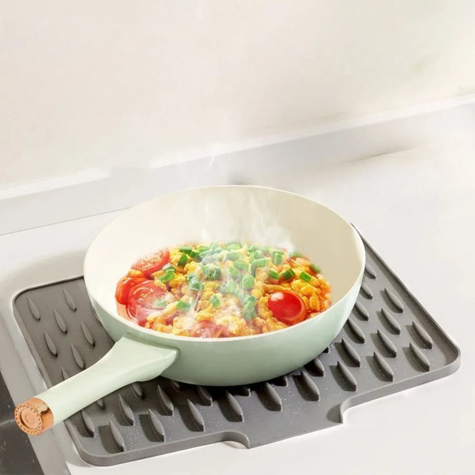 DripEase ™ - Silicone Kitchen Mat