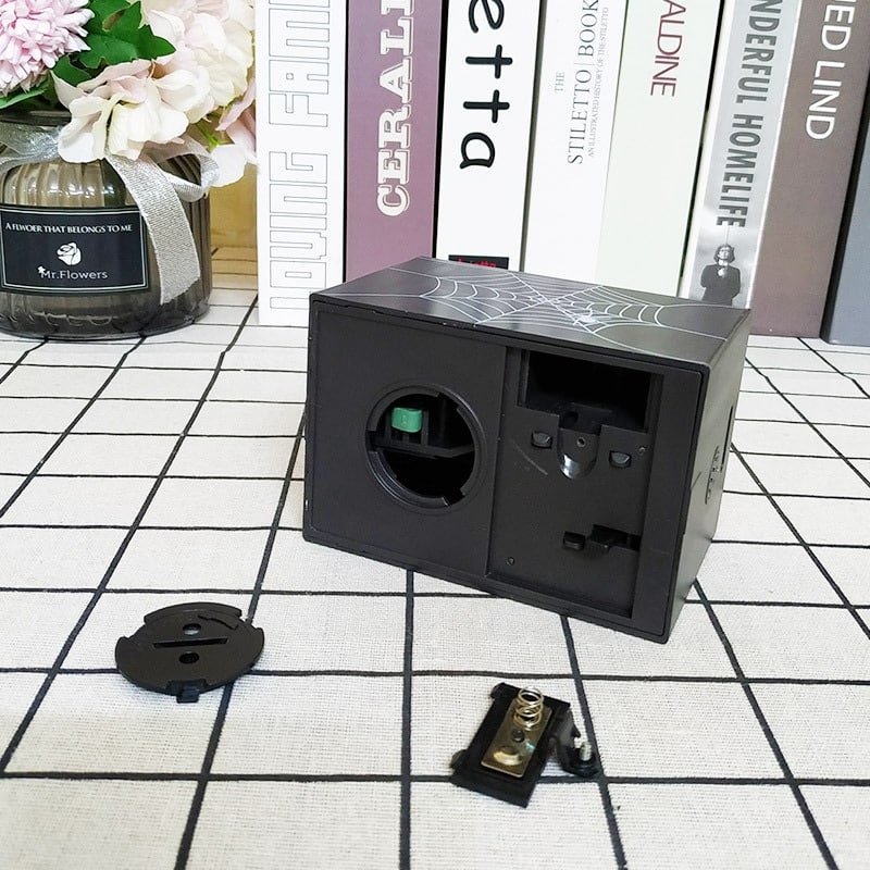 Automatic Scary Monster Hand Coin Box - TumTum