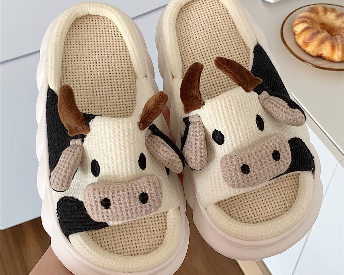 CuteFluffy Cows Slippers - TumTum