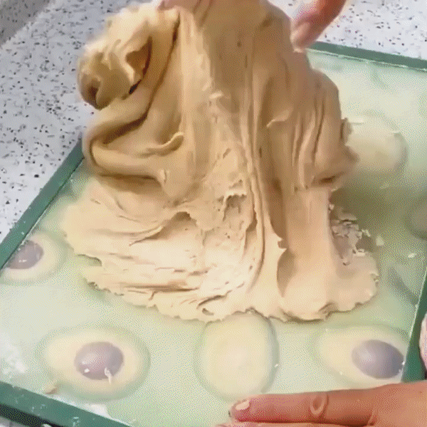 DoughFlex™ - Non-Stick Silicone Mat - TumTum