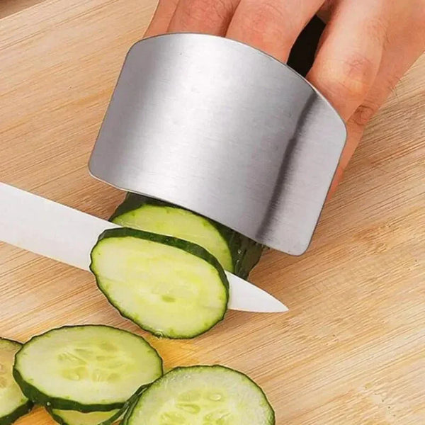 SafeSlice™ - Stainless Steel Finger Guard - TumTum
